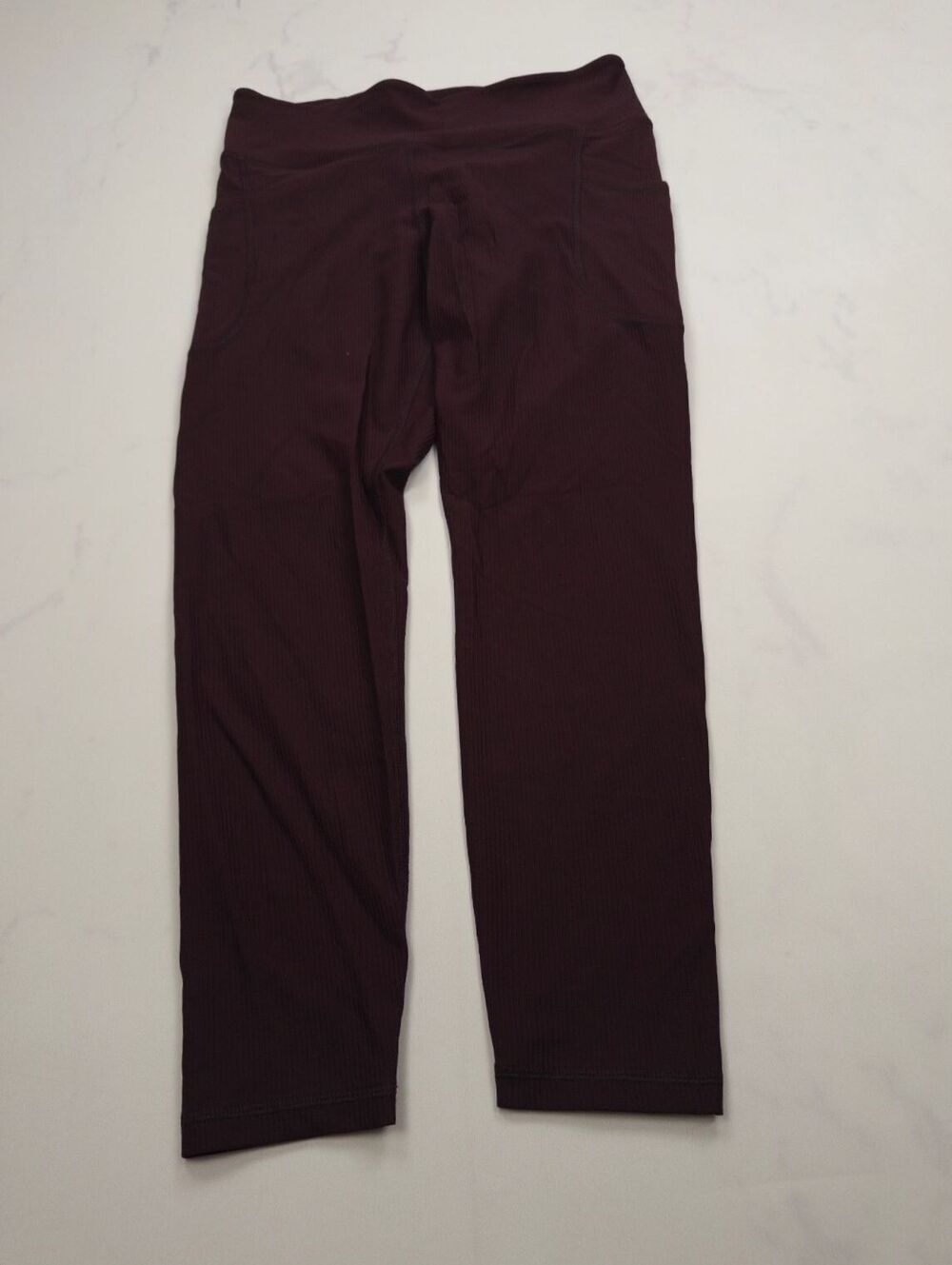 Athleta Powerhold Leggings Capri Pants Burgundy 2010s Slim Fit - Womens L